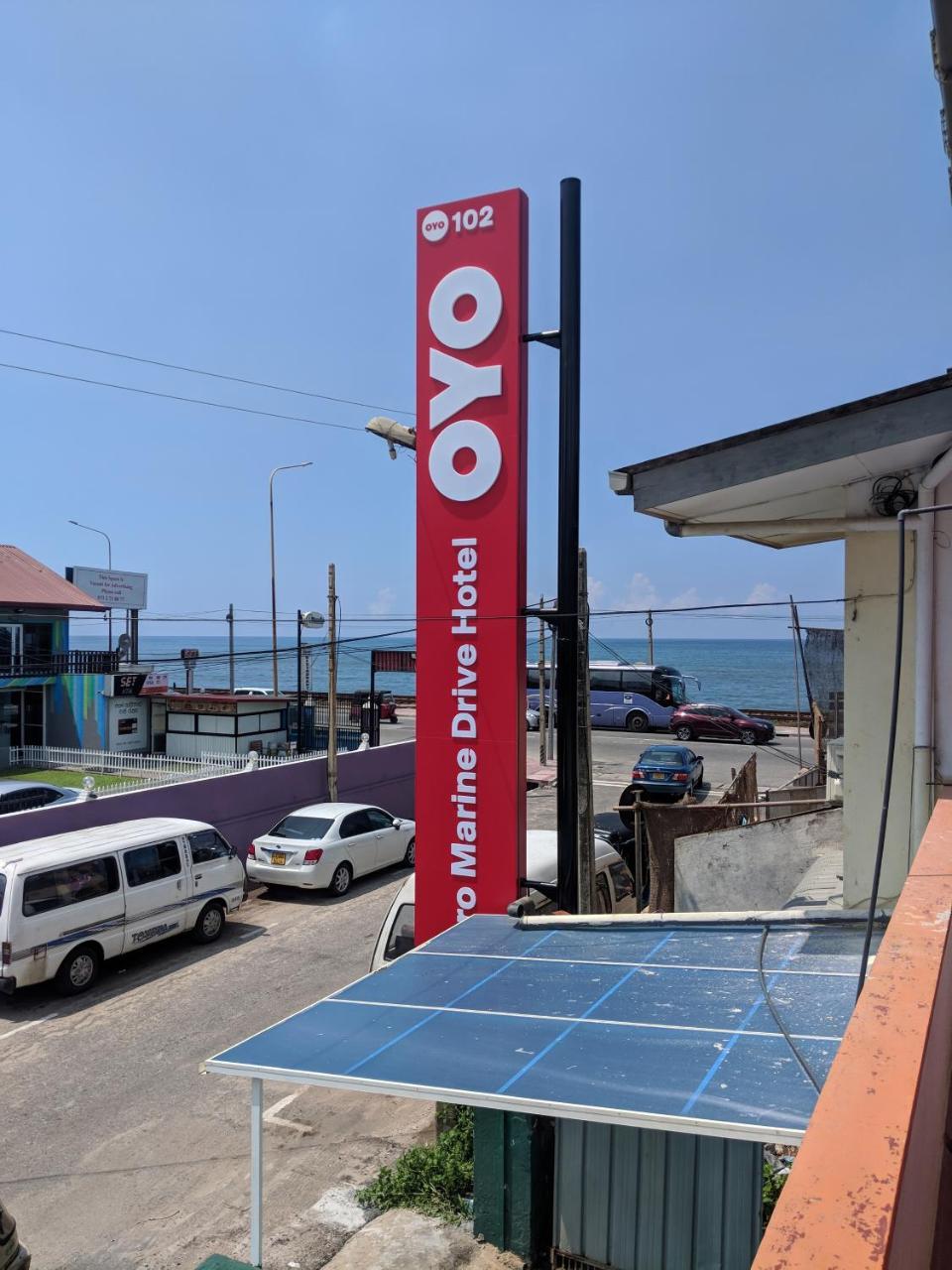 Oyo 102 Metro Marine Drive Hotel Colombo Buitenkant foto